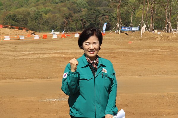 평택시 개발 현장을 찾아 민원 해결에 앞장서고 있는 김순이 의원