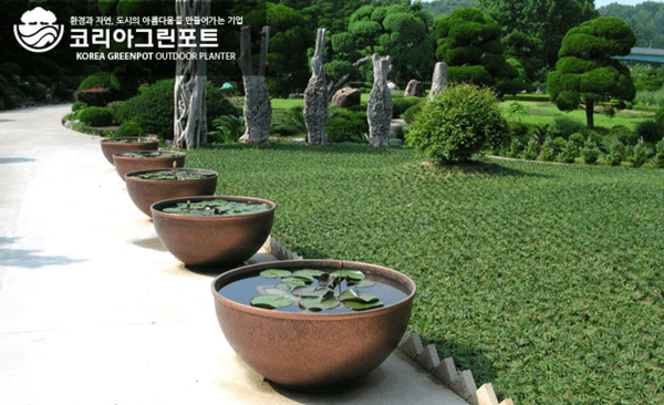 코리아그린포트 조경용기 설치모습.(코리아그린포트 제공)