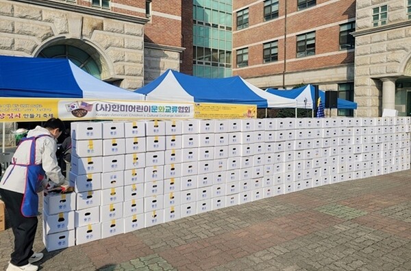 배추 1,500여포기로 만든 김장김치 200여 상자 모습(사진=서인호 기자)