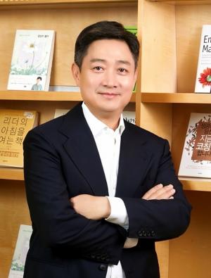 LG유플러스 홍범식 사장, &apos;고객 감동으로 밝은 세상을 함께 만들어 갑시다&apos;