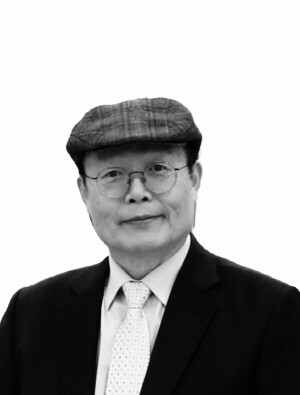 [동심의 창] 감나무